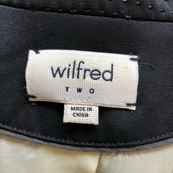 Wilfred by Aritzia Black Blazer Size: 2 - Picture 5 of 9